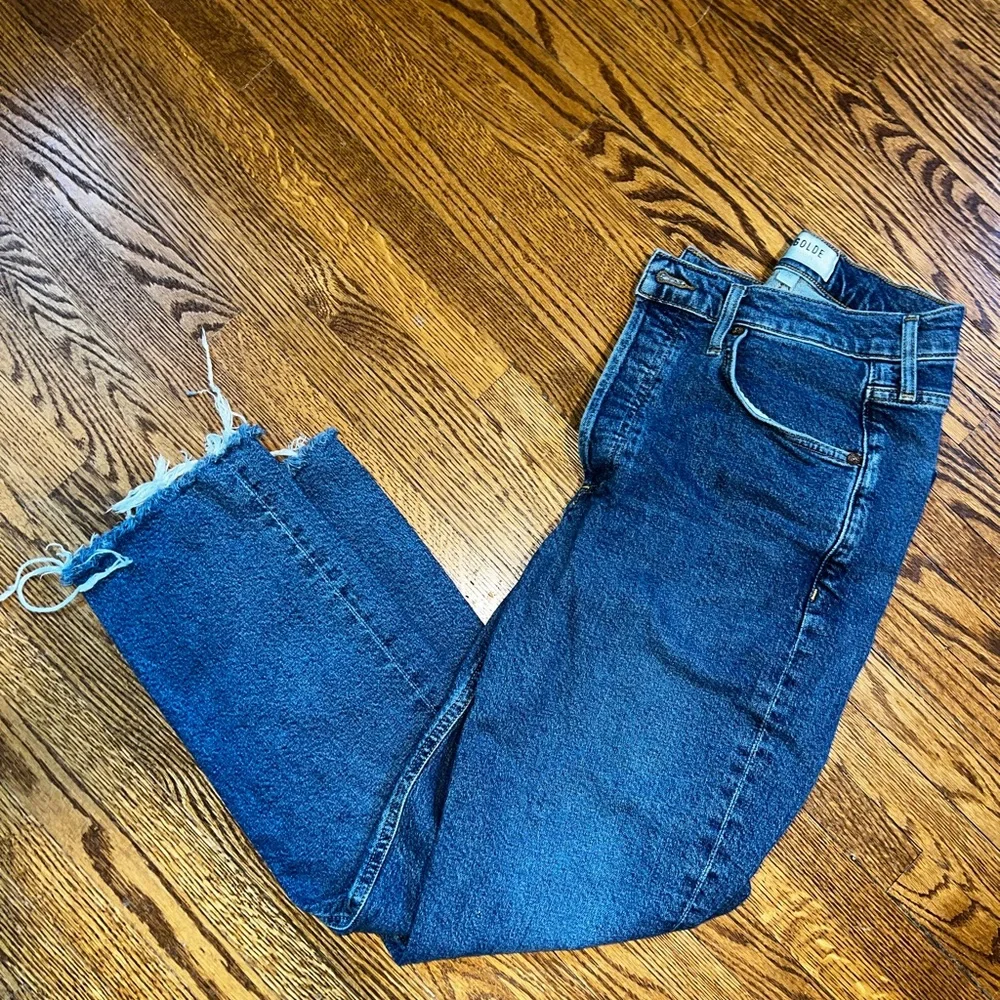 Agolde size 26 Riley crop - Picture 2 of 3